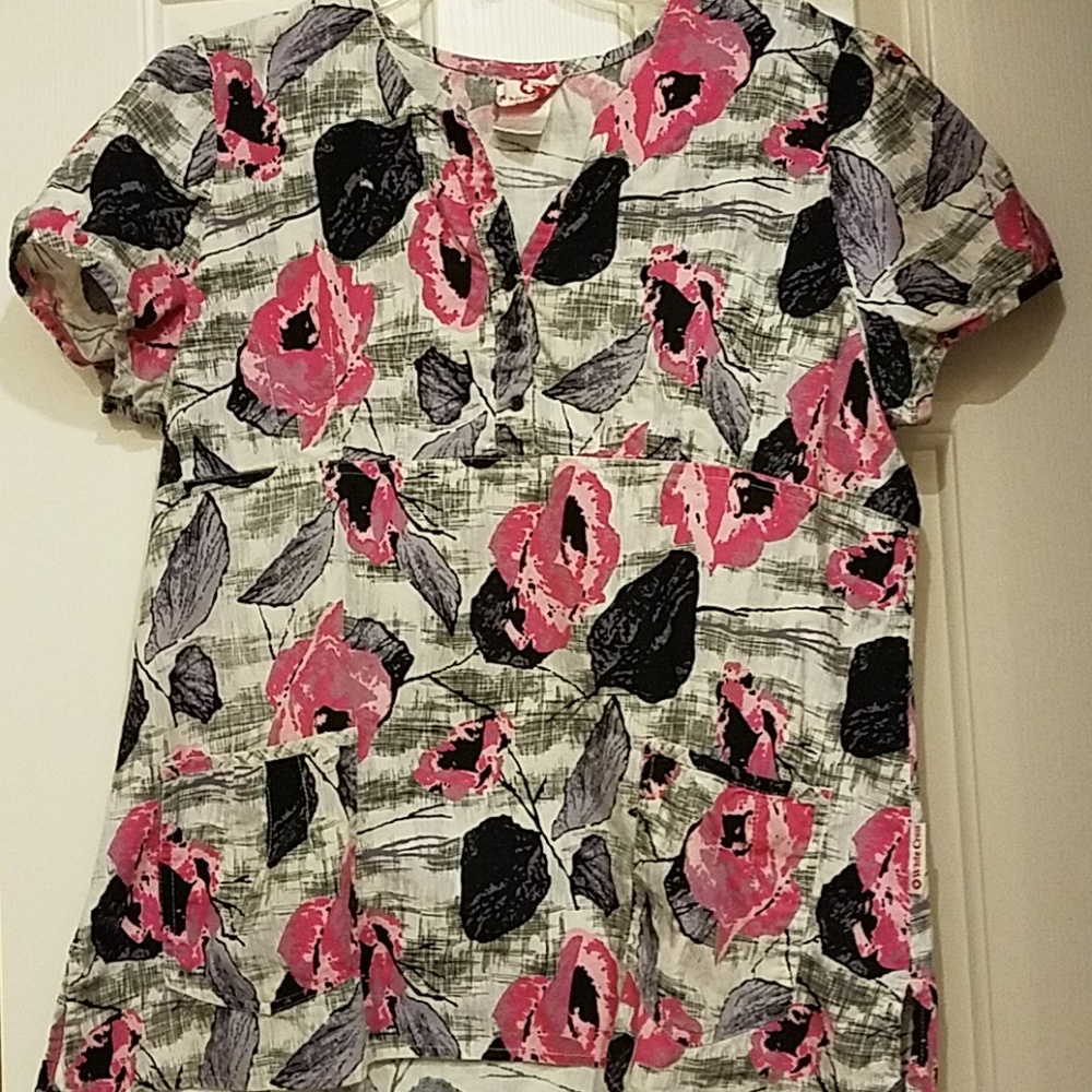 White cross floral scrub top L